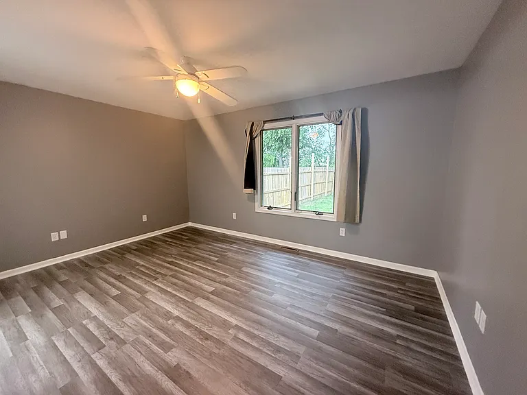 3117 Silverwood Dr — Photo 10