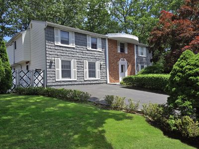 49 Hewes Street, Port Jefferson Station, NY, 11776