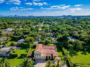 5825 SW 60th Ave, South Miami, FL 33143