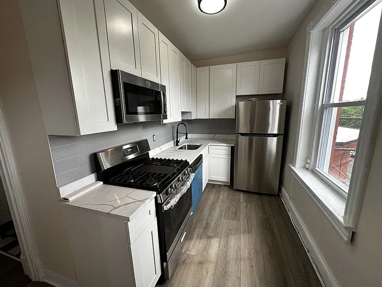 1101 E Capitol St SE #3 — Photo 14