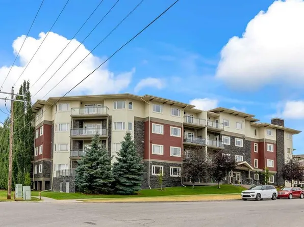 11 N Millrise Dr SW #320, Calgary, AB T2Y 0K7