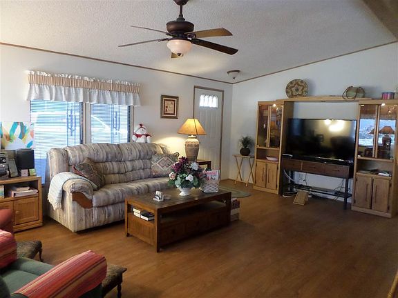 3rd image of 11373 E 37th Pl