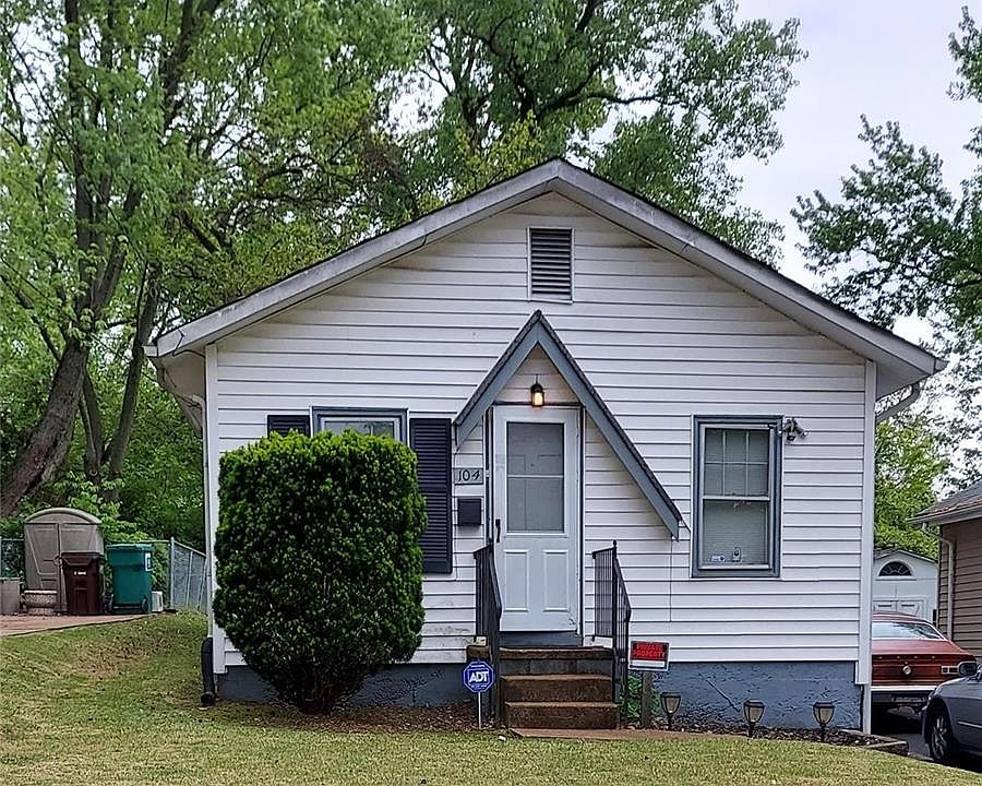 1st image of 104 Anabel Ave