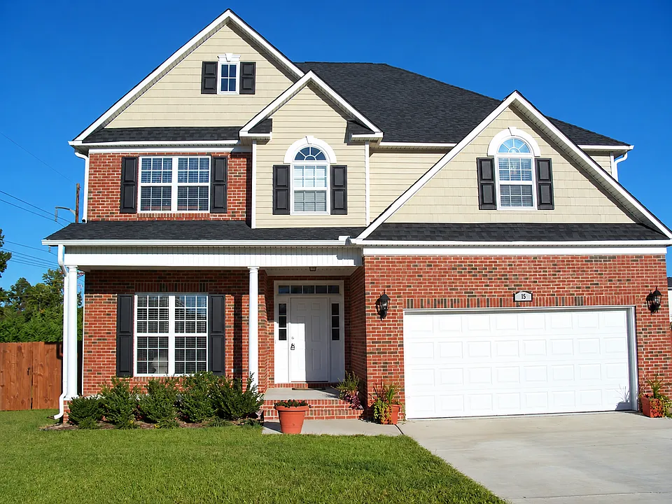 15 Lenoir Dr