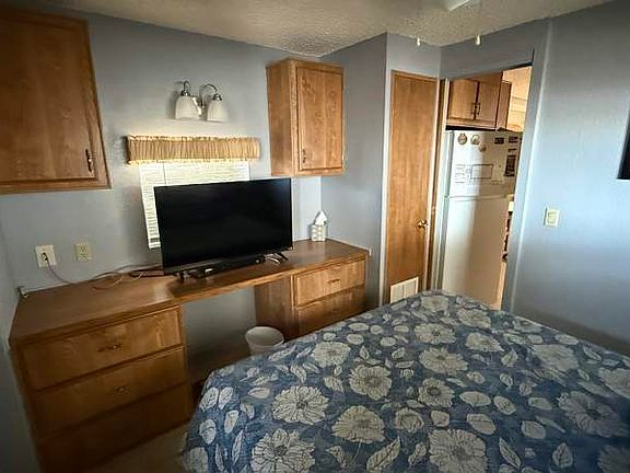 5th image of 10442 N Frontage Rd #379