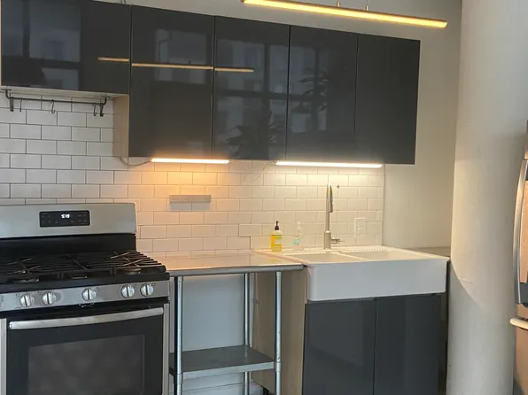 170 Tillary Street image 3 of 11