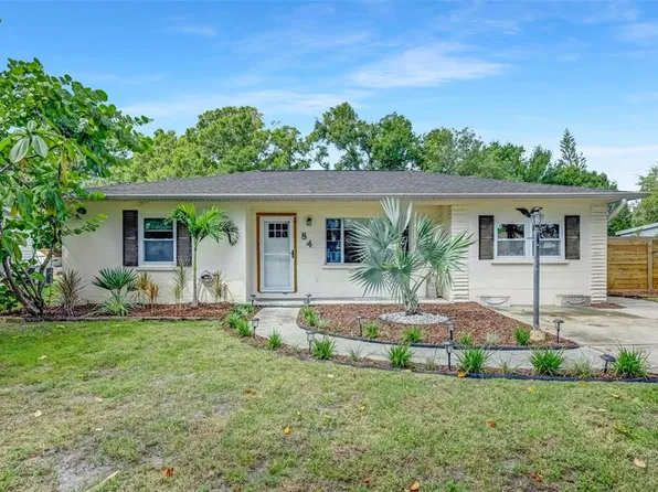 84 21st Ter SE, Largo, FL 33771