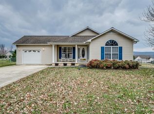 3416 W J Robinson Rd, Cookeville, TN 38506