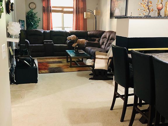 3rd image of 39438 Springwater Dr