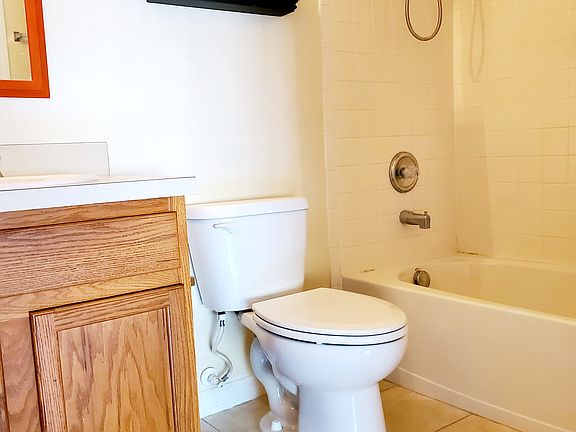 3rd image of 4312 Winding River Way