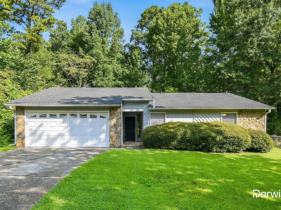 1374 Smokey Mountain Ct