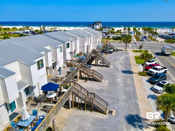 110 2nd St W #10, Gulf Shores, AL 36542