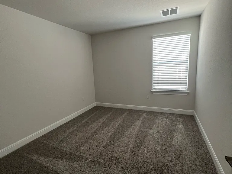 15501 Ellinger Dr — Photo 18