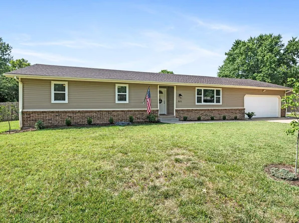 321 E Waller St, Rose Hill, KS 67133