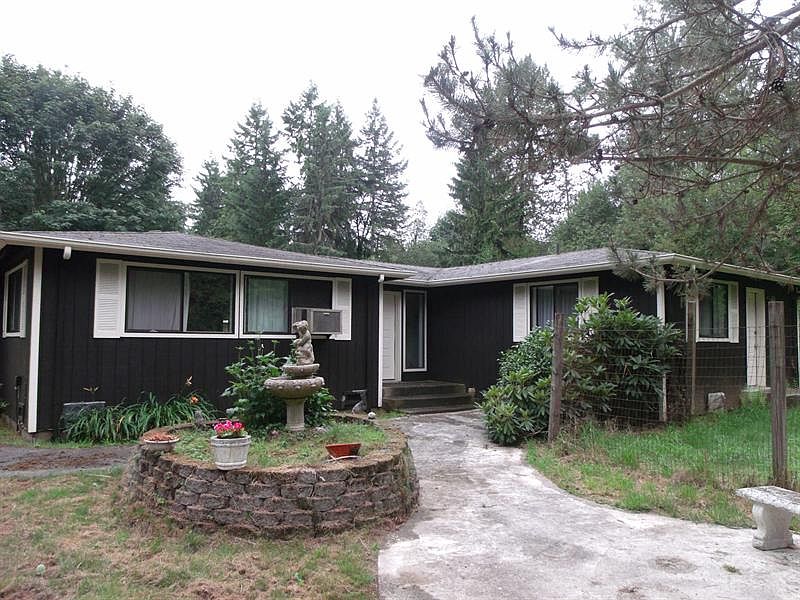 1st image of 33328 NE Stossel Creek Way