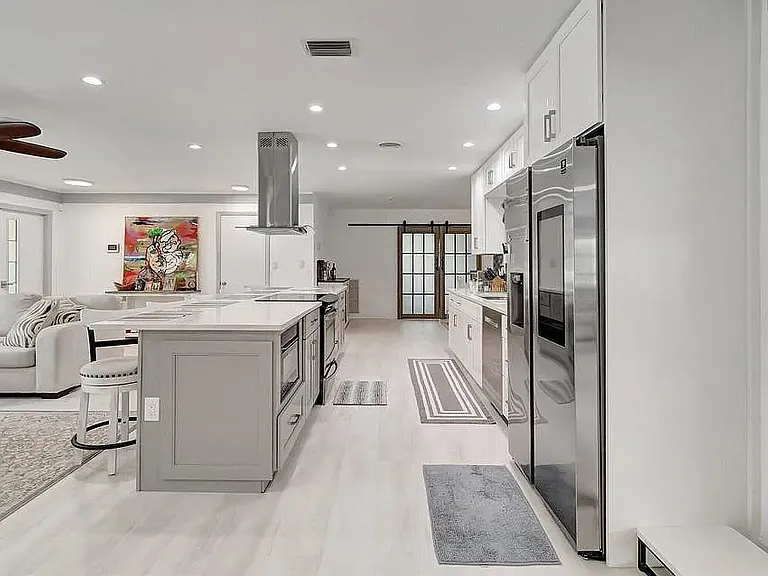 4450 NE 23rd Ave — Photo 12
