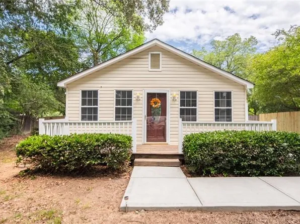 3850 Southside Dr, Acworth, GA 30101