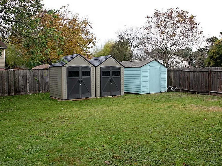 5614 Country Green St — Photo 31