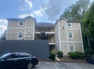 4249 Orchard Grv, Stone Mountain, GA 30083