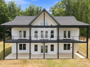 323 Rosseechee Dr, Clarksville, VA 23927