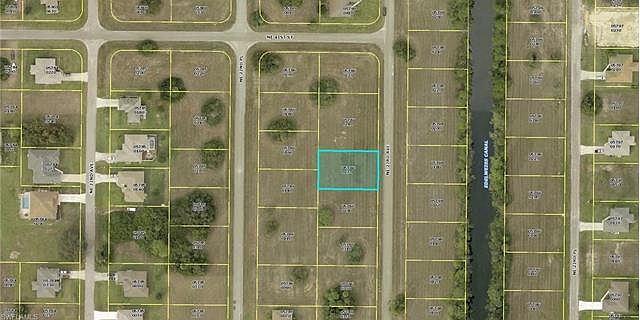 1st image of 4016 NE 23rd Pl