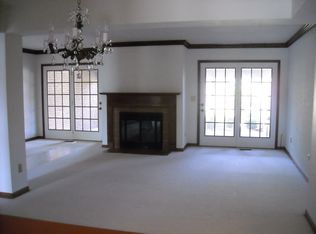 2188 Sandston Rd, Columbus, OH 43220