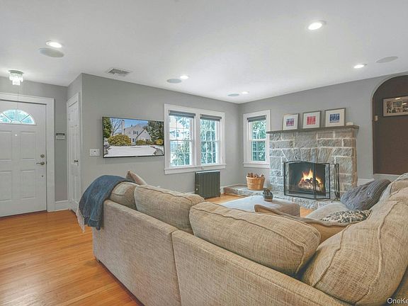 4th image of 25 Maple Road