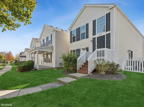 657 Serendipity Dr, Aurora, IL 60504