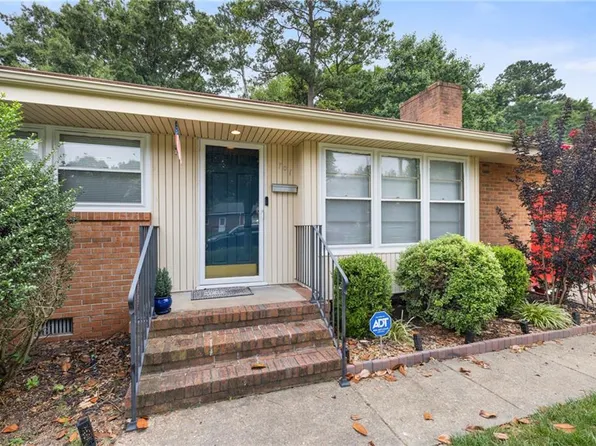 701 Milton Dr, Hampton, VA 23666