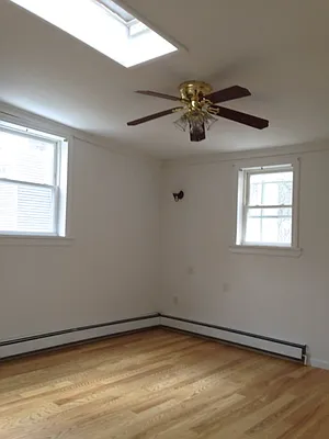 Rented by Bedford Realty USA Corp | media 20