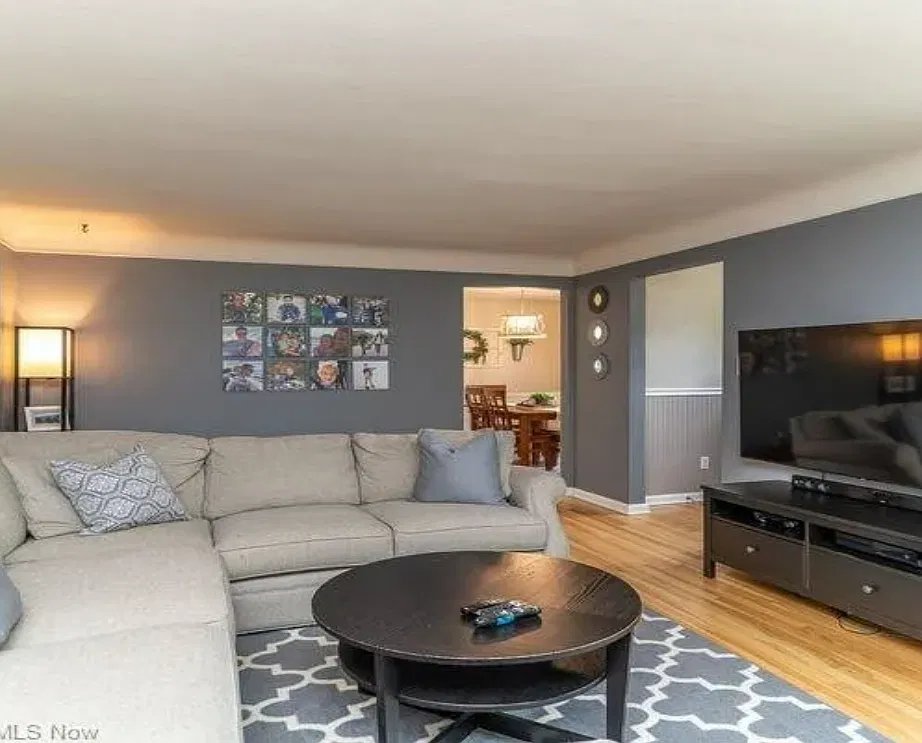 495 Parkside Drive - 1 — Photo 2