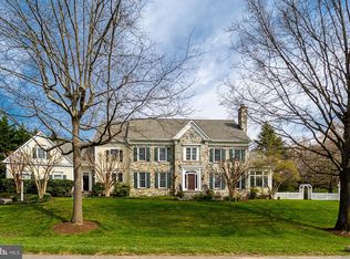 9824 Carmelita Dr, Rockville, MD 20854