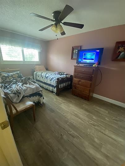 2nd image of 4636 N 6th St