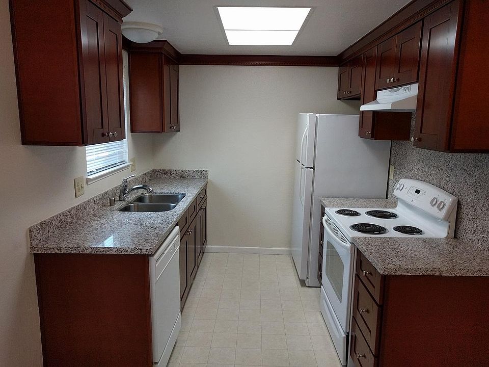 1st image of 4971 Edgar Ct APT 4