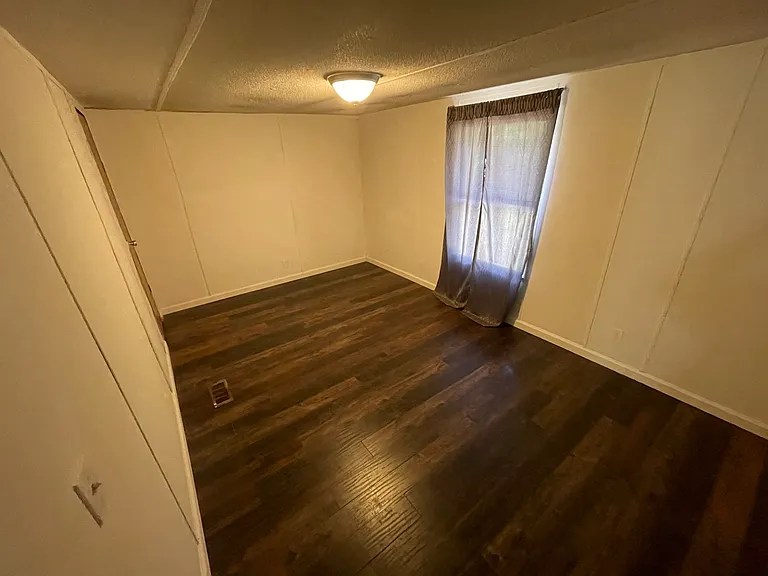 2484 Blaine Trace Rd — Photo 5