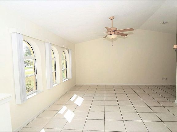 5th image of 2714 NW Florida Ave