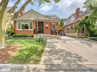 236 Prado Pl, Windsor, ON N8S2H1