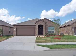1045 Madelia Ave, Fort Worth, TX 76177