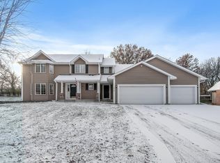 9740 170th St W, Lakeville, MN 55044
