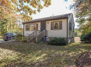 80 Lingan St, Halifax, MA 02338