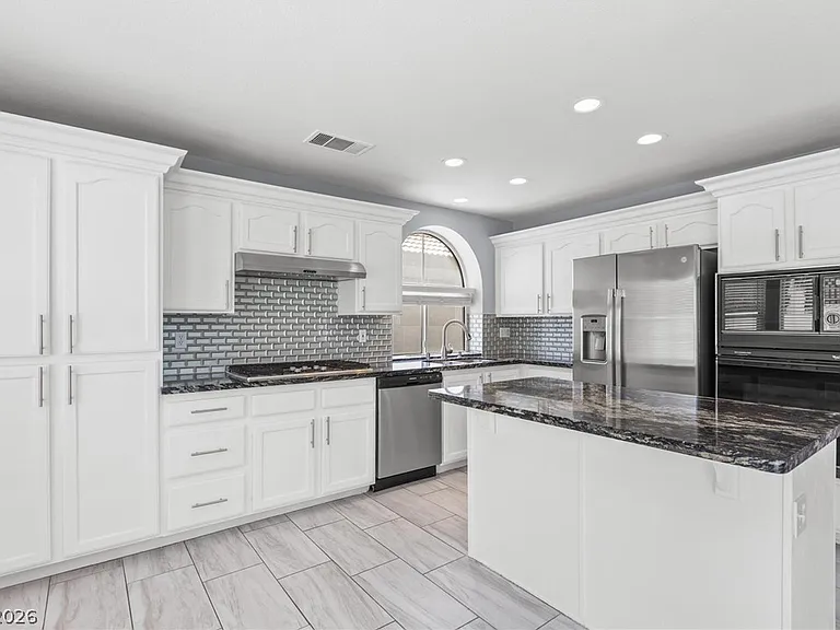 9609 Crystal Cup Cir — Photo 13