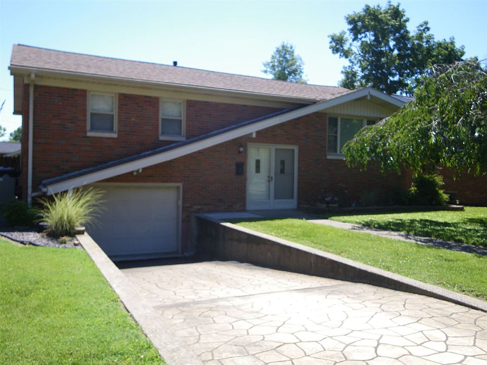 1st image of 1830 S Fairlawn Ave