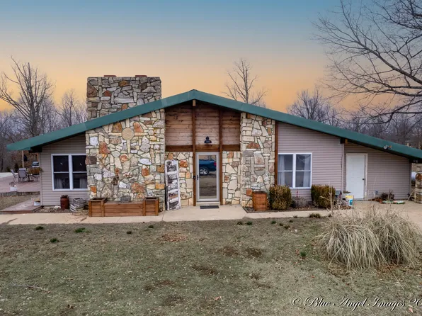 13705 State Route 17, West Plains, MO 65775