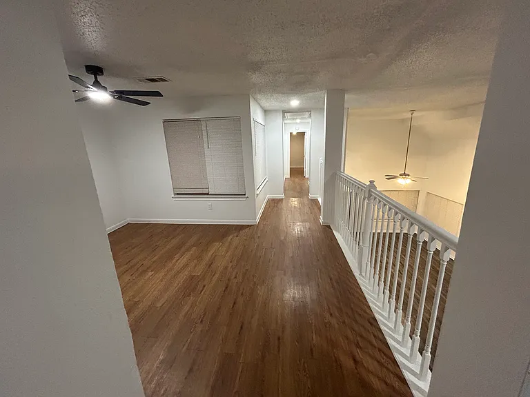 4716 Cashel Cir — Photo 13