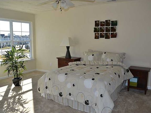 5th image of 5008 Glen Canyon Dr