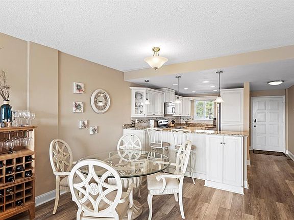 5th image of 1200 N SHORE DRIVE NE #407