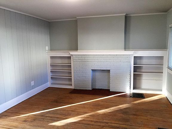 4th image of 2691 Deming Ave