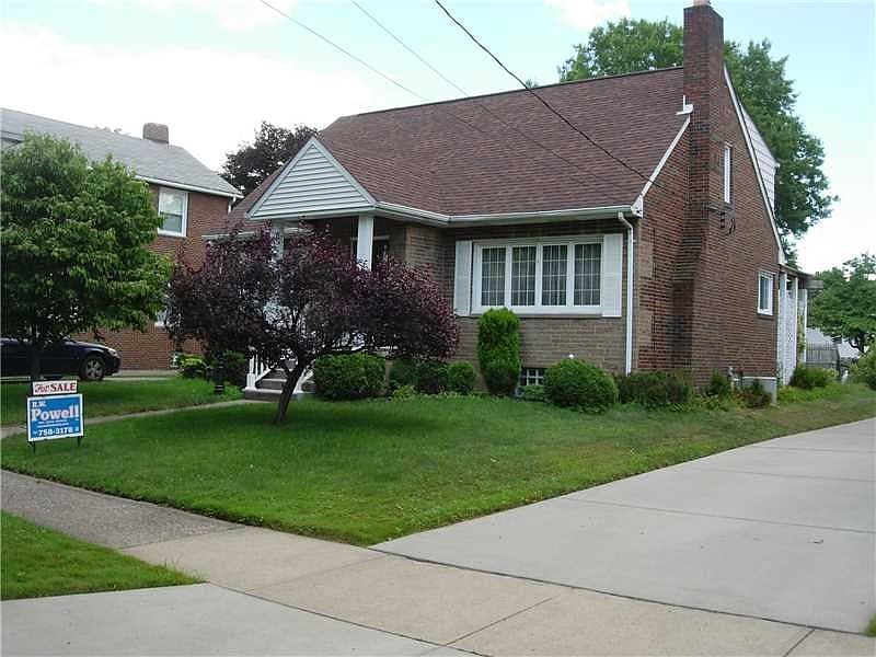 1st image of 206 Wood St