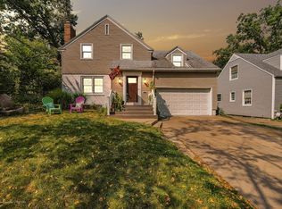 1120 Wildwood Dr, East Lansing, MI