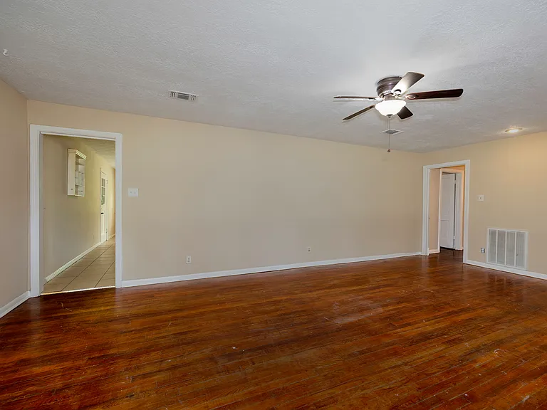 312 Harris Blvd — Photo 16